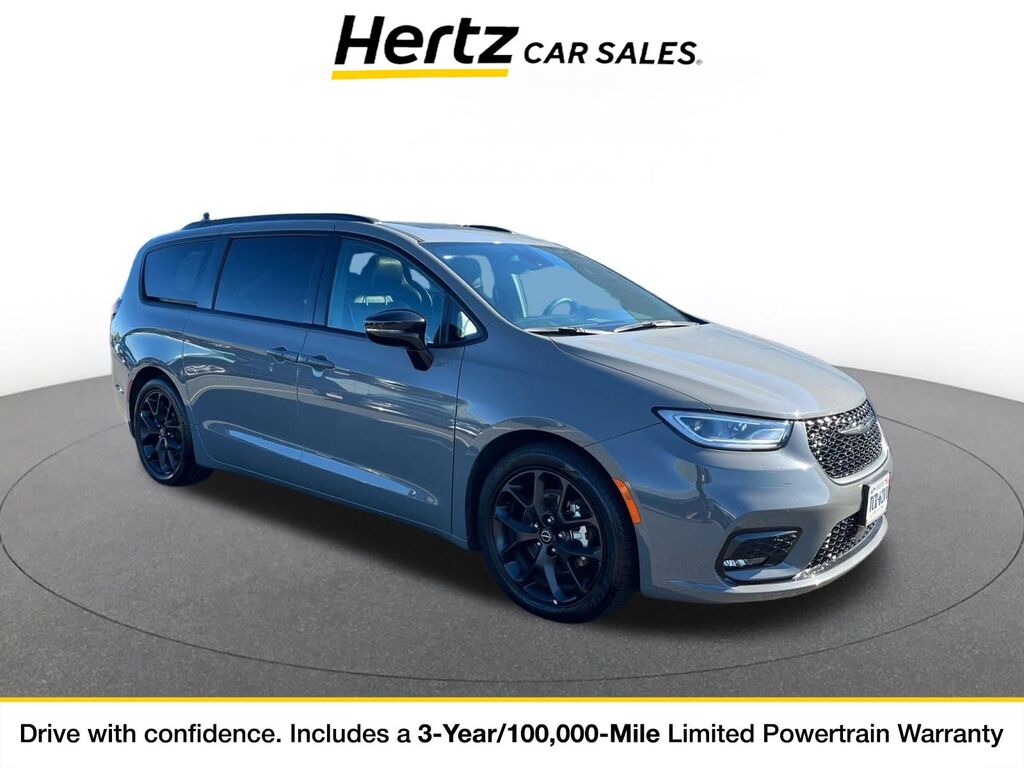 2025 Chrysler Pacifica Limited — photo 1 of 1