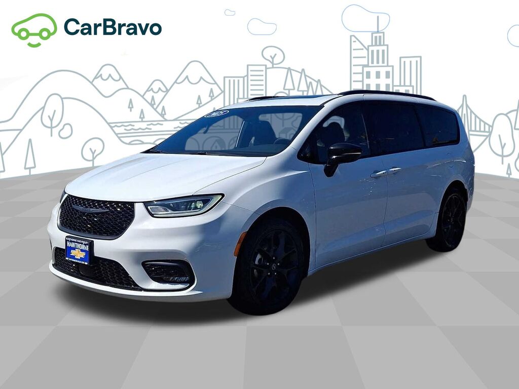 2025 Chrysler Pacifica Limited — photo 1 of 6