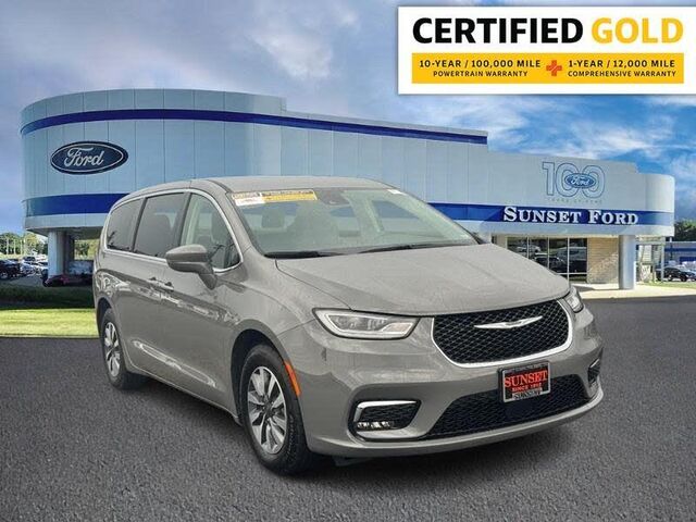 2022 Chrysler Pacifica Hybrid Touring L