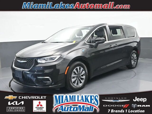2023 Chrysler Pacifica Plug-In Hybrid Touring L
