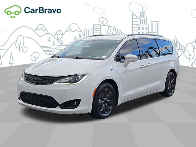 2020 Chrysler Pacifica Touring L