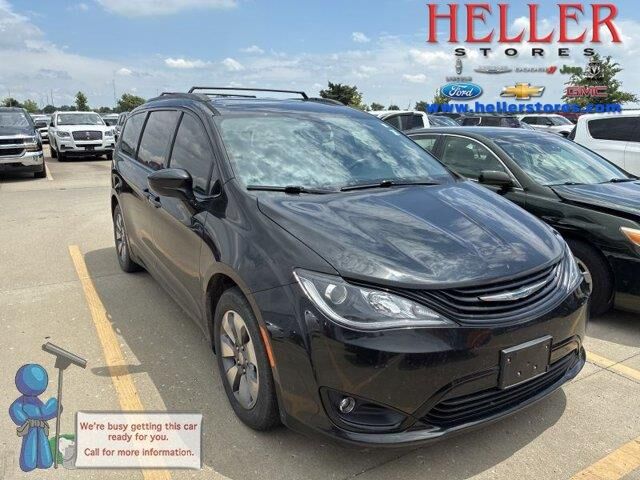 2018 Chrysler Pacifica Hybrid Touring L