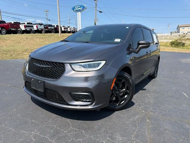 2022 Chrysler Pacifica Hybrid Touring L