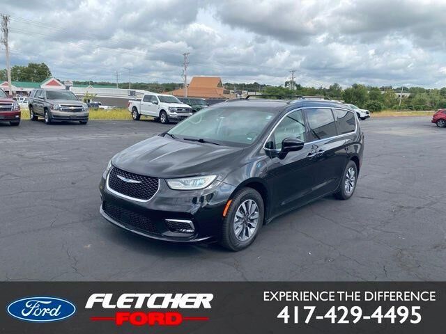 2021 Chrysler Pacifica Hybrid Touring L