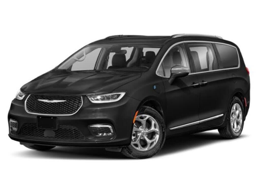 2023 Chrysler Pacifica Plug-In Hybrid Limited — photo 1 of 14