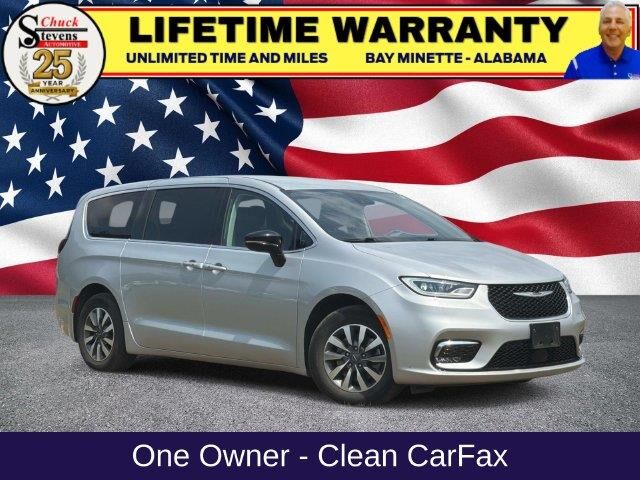2024 Chrysler Pacifica Plug-In Hybrid Select
