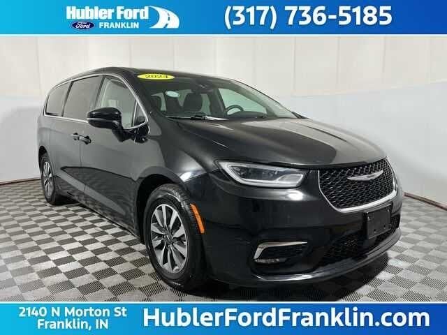 2024 Chrysler Pacifica Plug-In Hybrid Select