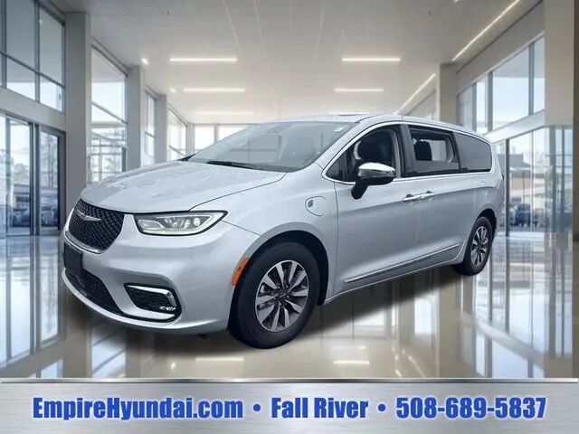 2023 Chrysler Pacifica Plug-In Hybrid Limited