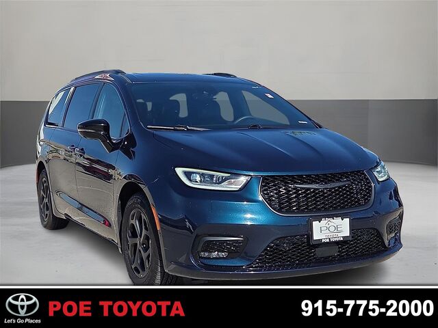 2024 Chrysler Pacifica Plug-In Hybrid S Appearance