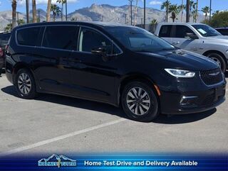 2024 Chrysler Pacifica Plug-In Hybrid Select