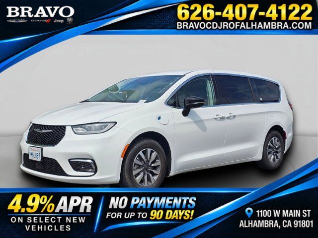 2024 Chrysler Pacifica Hybrid Select