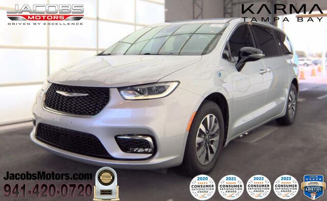 2024 Chrysler Pacifica Hybrid Select