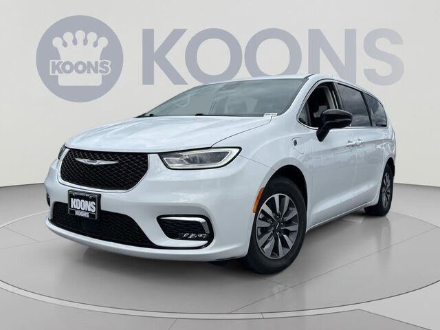 2024 Chrysler Pacifica Plug-In Hybrid Select
