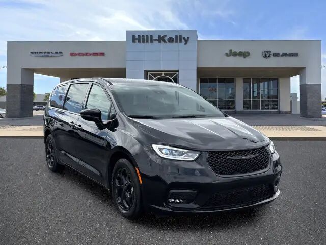 2024 Chrysler Pacifica Plug-In Hybrid S Appearance