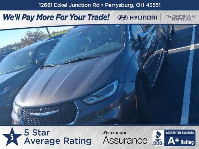 2021 Chrysler Pacifica Hybrid Limited — photo 1 of 8