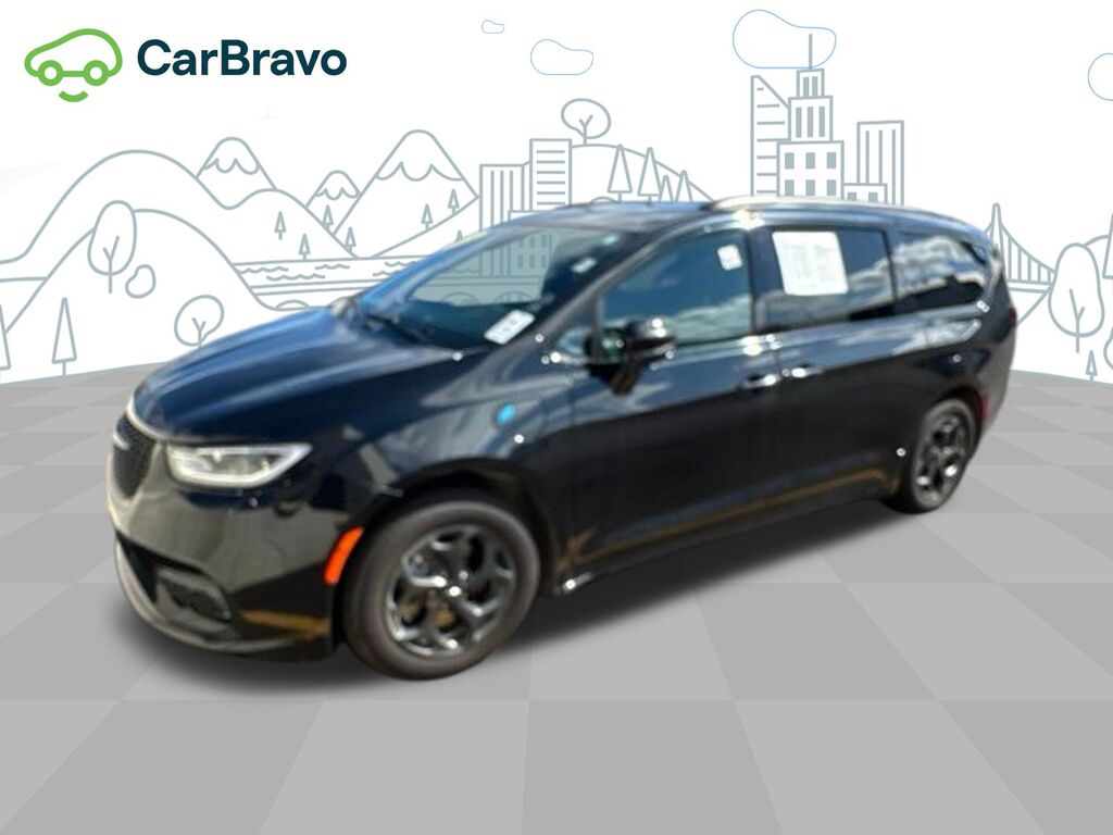 2021 Chrysler Pacifica Hybrid Limited — photo 1 of 3