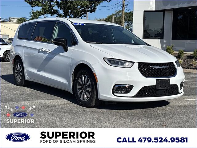 2024 Chrysler Pacifica Plug-In Hybrid Select
