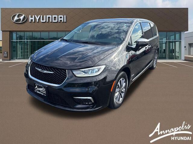 2023 Chrysler Pacifica Plug-In Hybrid Limited