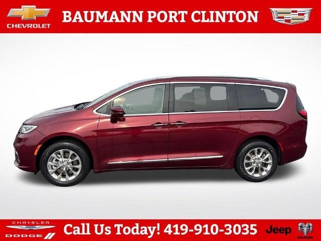 2021 Chrysler Pacifica Touring L