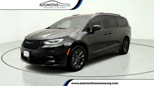 2021 Chrysler Pacifica Touring L