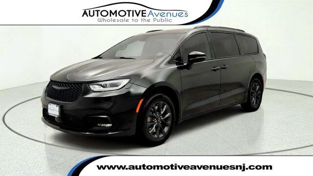 2021 Chrysler Pacifica Touring L
