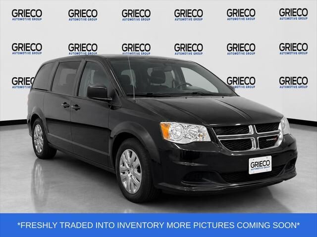 2016 Dodge Grand Caravan SE — photo 1 of 4