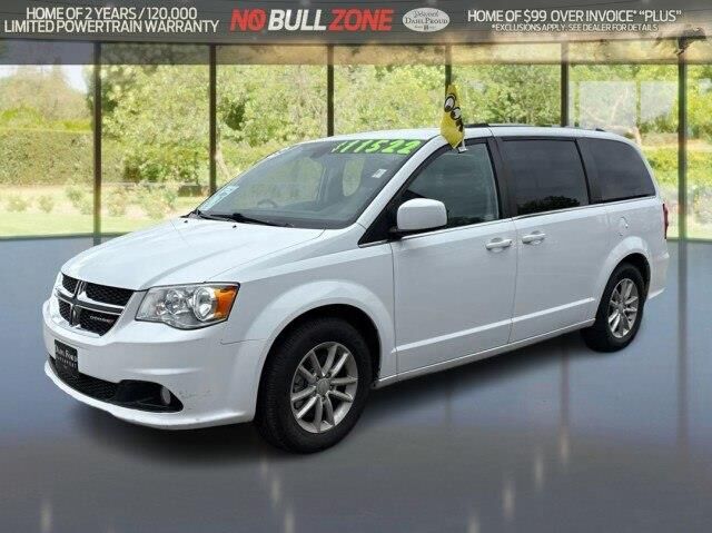 2019 Dodge Grand Caravan SXT — photo 1 of 13