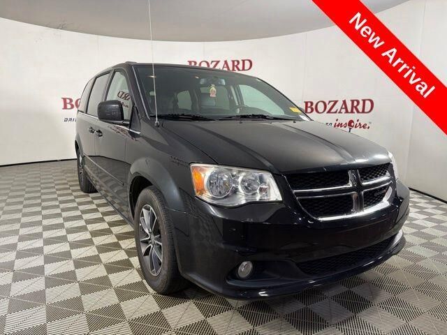 2017 Dodge Grand Caravan SXT — photo 1 of 26
