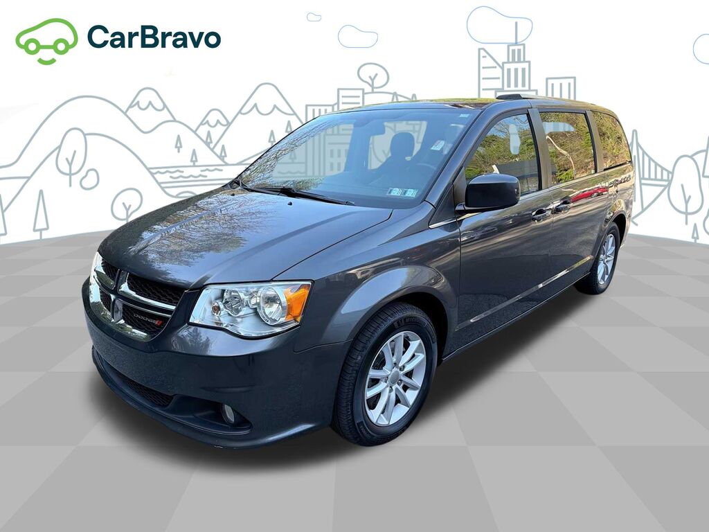 2018 Dodge Grand Caravan SXT — photo 1 of 6