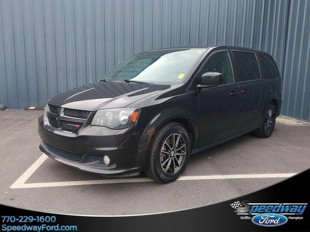 2016 Dodge Grand Caravan R/T — photo 1 of 14