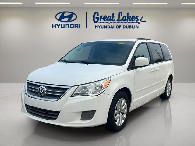 2012 Volkswagen Routan SE