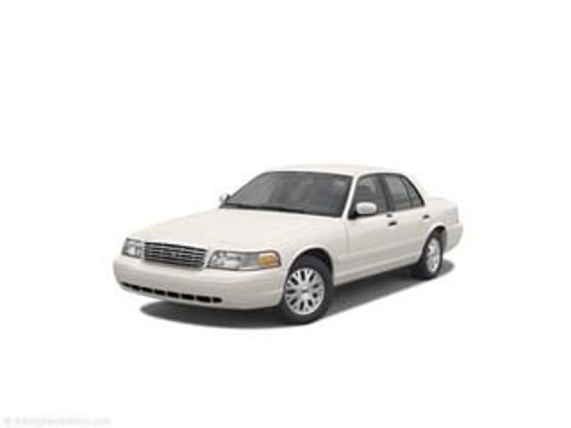 2004 Ford Crown Victoria LX — photo 1 of 4
