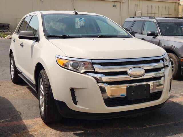 2013 Ford Edge SE — photo 1 of 3