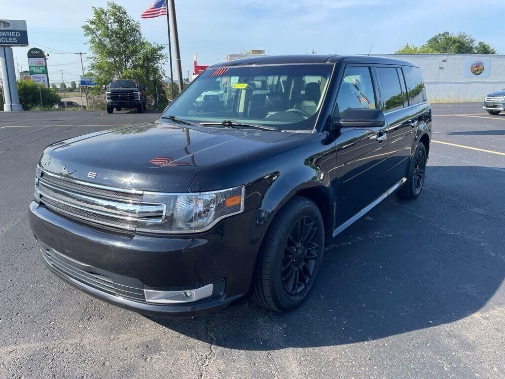 2019 Ford Flex SEL — photo 1 of 14