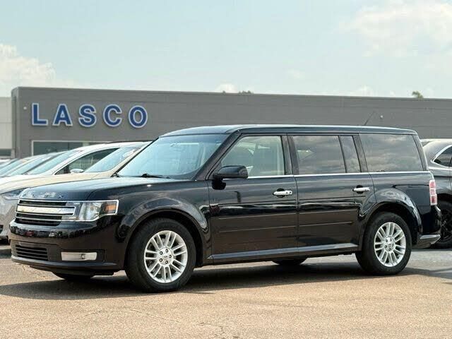 2019 Ford Flex SEL — photo 1 of 14