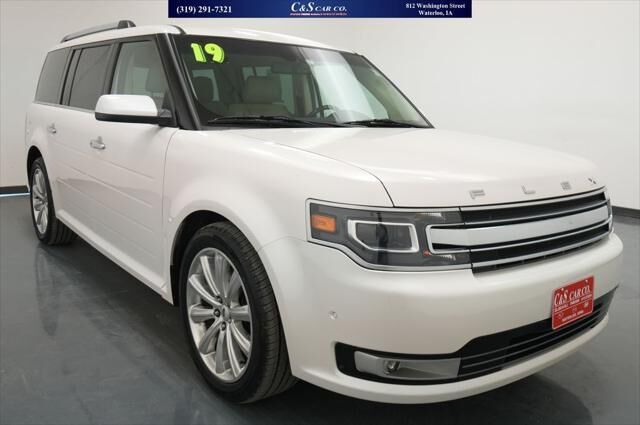 2019 Ford Flex Limited — photo 1 of 13