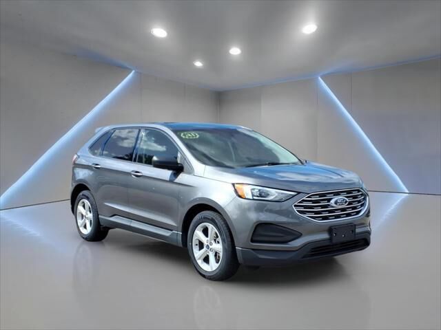 2021 Ford Edge SE