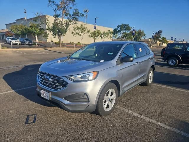 2021 Ford Edge SE