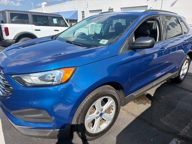 2020 Ford Edge SE — photo 1 of 26
