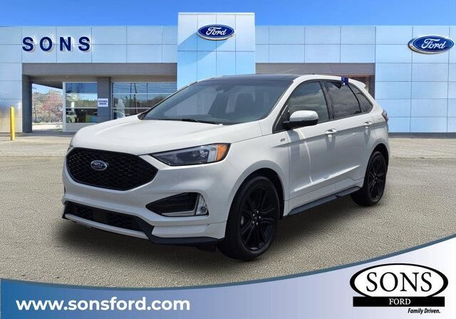 2020 Ford Edge ST Line — photo 1 of 13