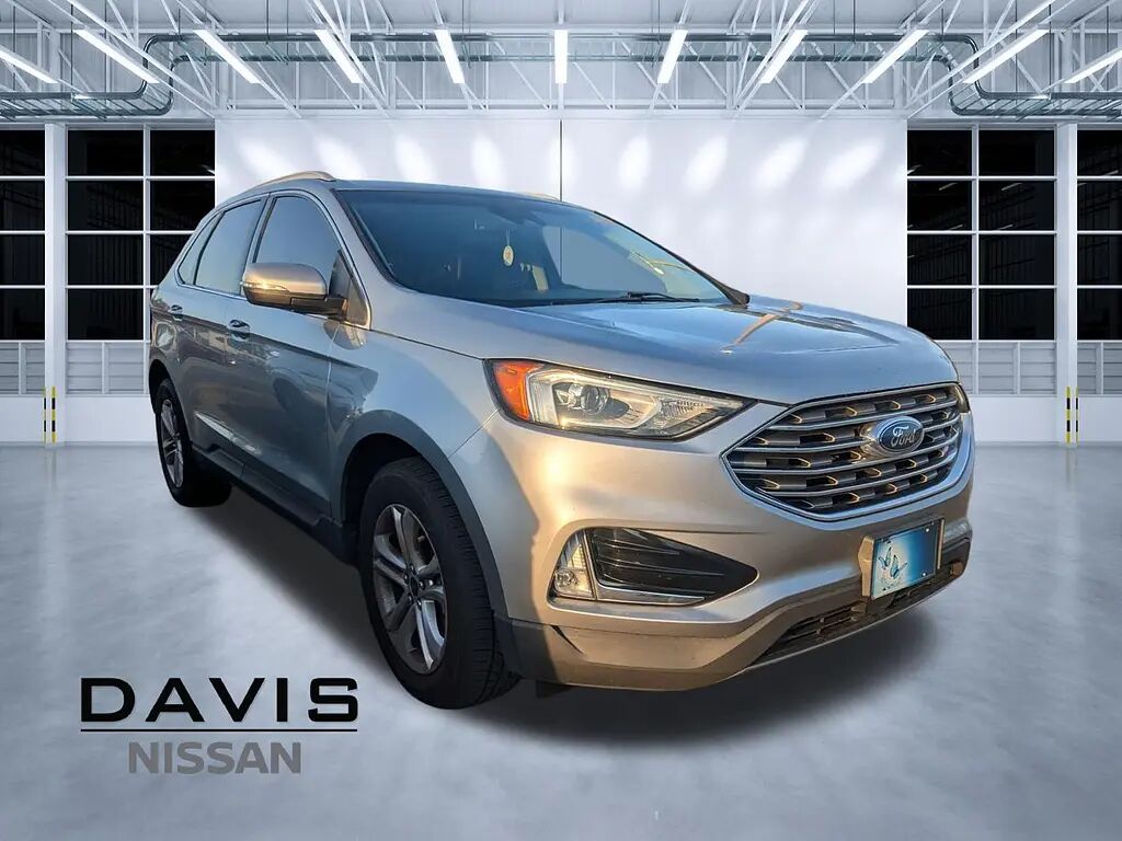 2020 Ford Edge SEL — photo 1 of 3