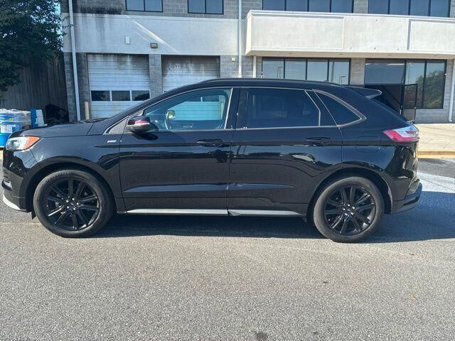2020 Ford Edge ST Line — photo 1 of 14