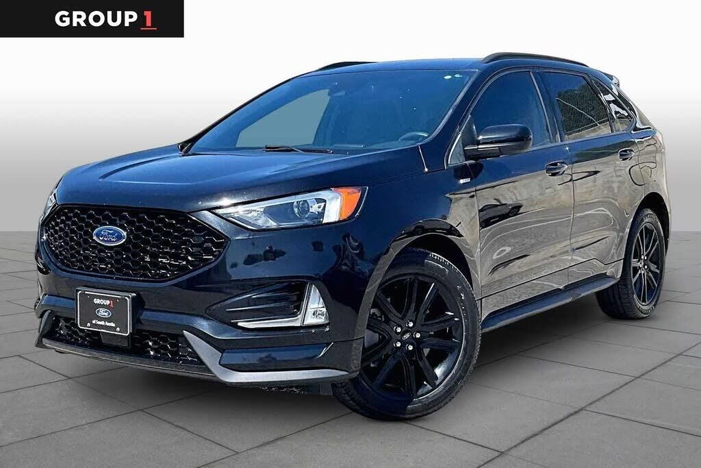 2021 Ford Edge ST-Line — photo 1 of 1