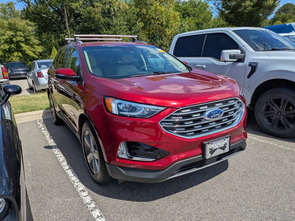 2019 Ford Edge SEL — photo 1 of 4