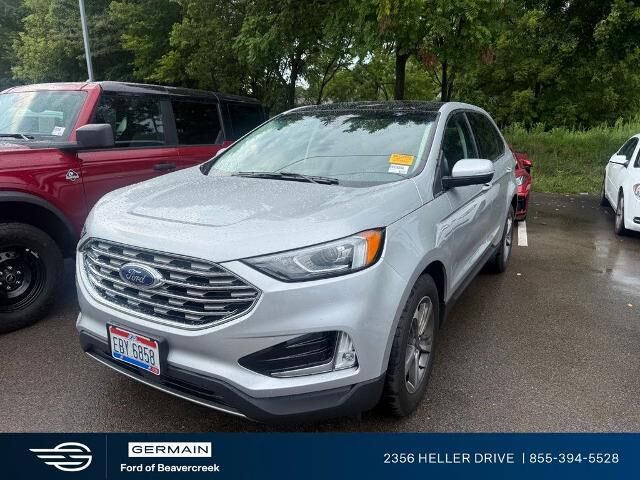 2019 Ford Edge SEL — photo 1 of 3