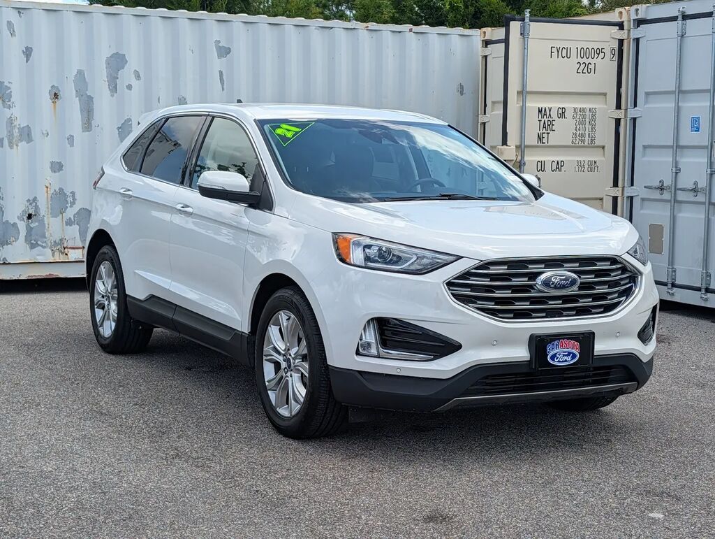 2021 Ford Edge Titanium — photo 1 of 26