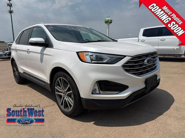 2019 Ford Edge Titanium — photo 1 of 13