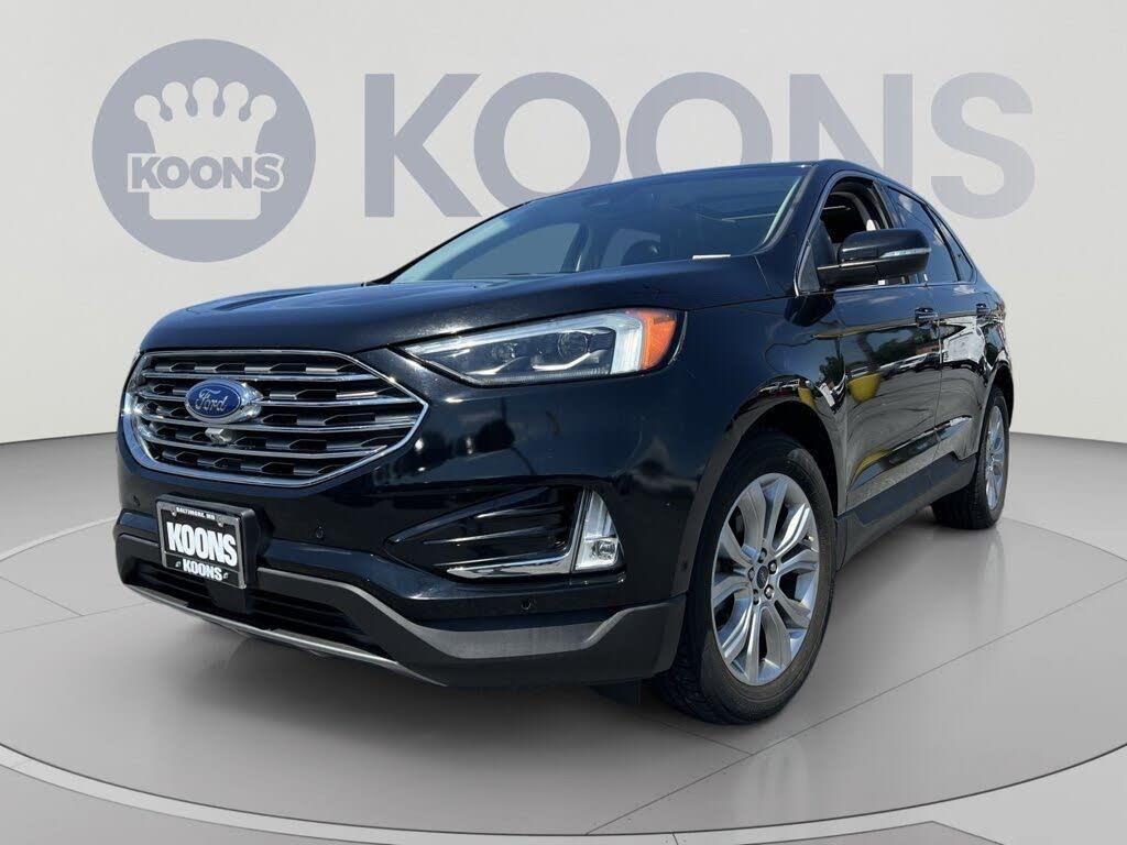 2019 Ford Edge Titanium — photo 1 of 1