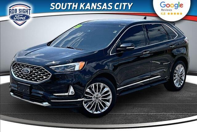 2020 Ford Edge Titanium — photo 1 of 26