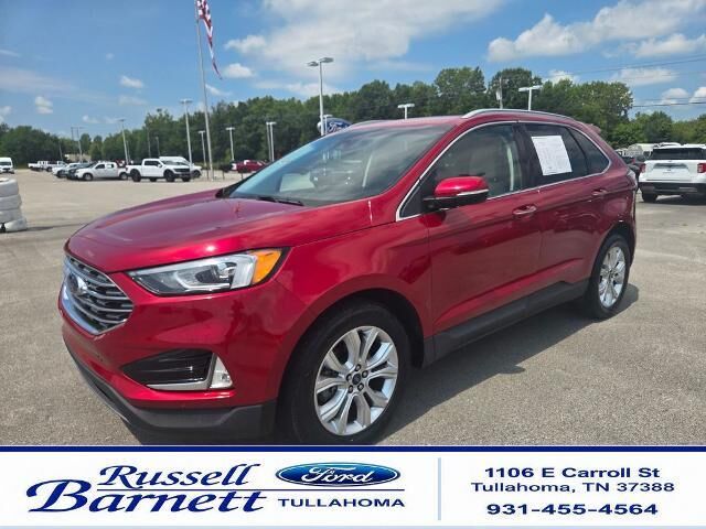 2020 Ford Edge Titanium — photo 1 of 12